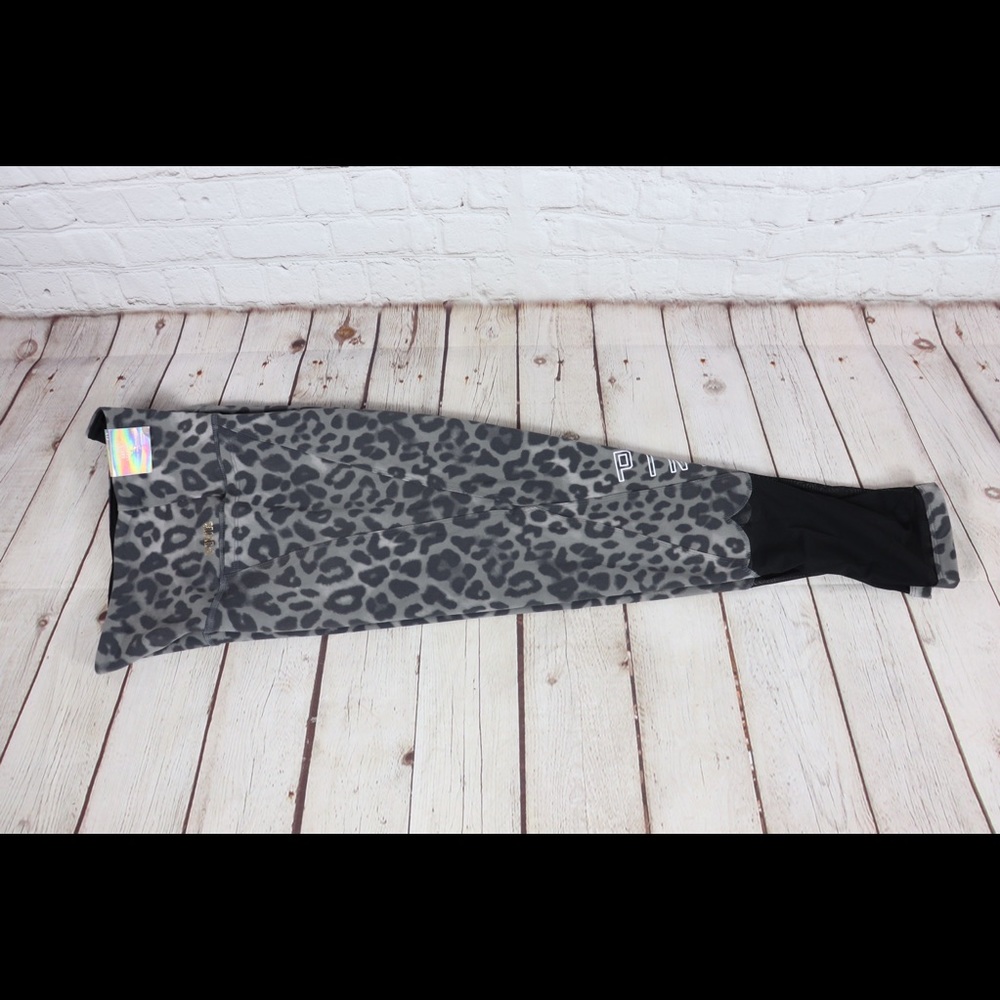 VS PINK Leopard Ultimate Leggings Animal Print - Picture 4 of 7